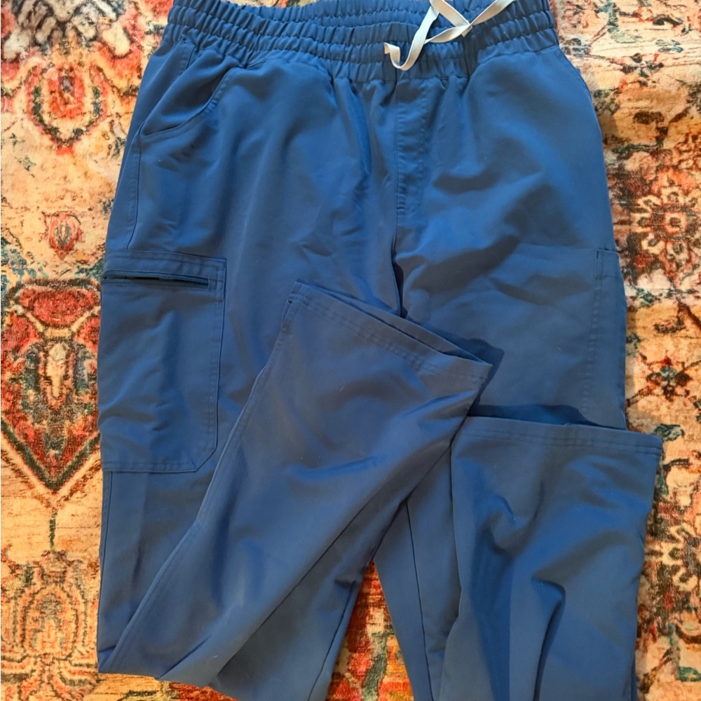 Figs straight leg XL/T